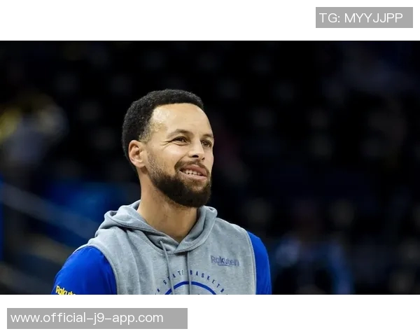 假期学习不放松库里首节火力全开轰下11分展现超强状态